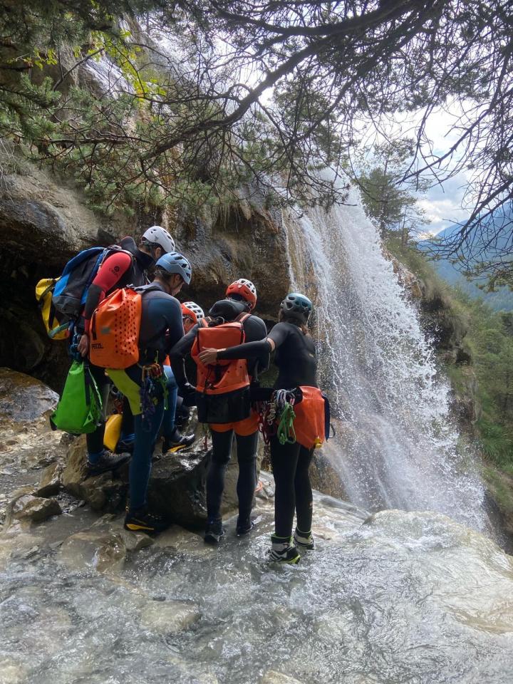 Expert en rafting Annecy